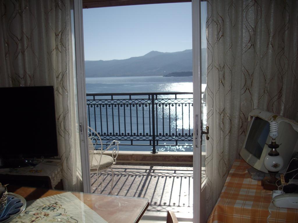 Anna In Front Of The Sea Apartment Sitia  Exterior foto